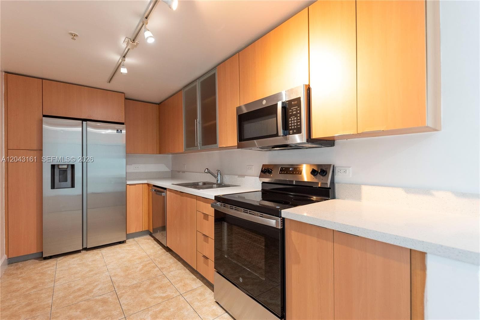 7501 E Treasure Dr # 6A, North Bay Village, FL 33141 — zdjęcie 3