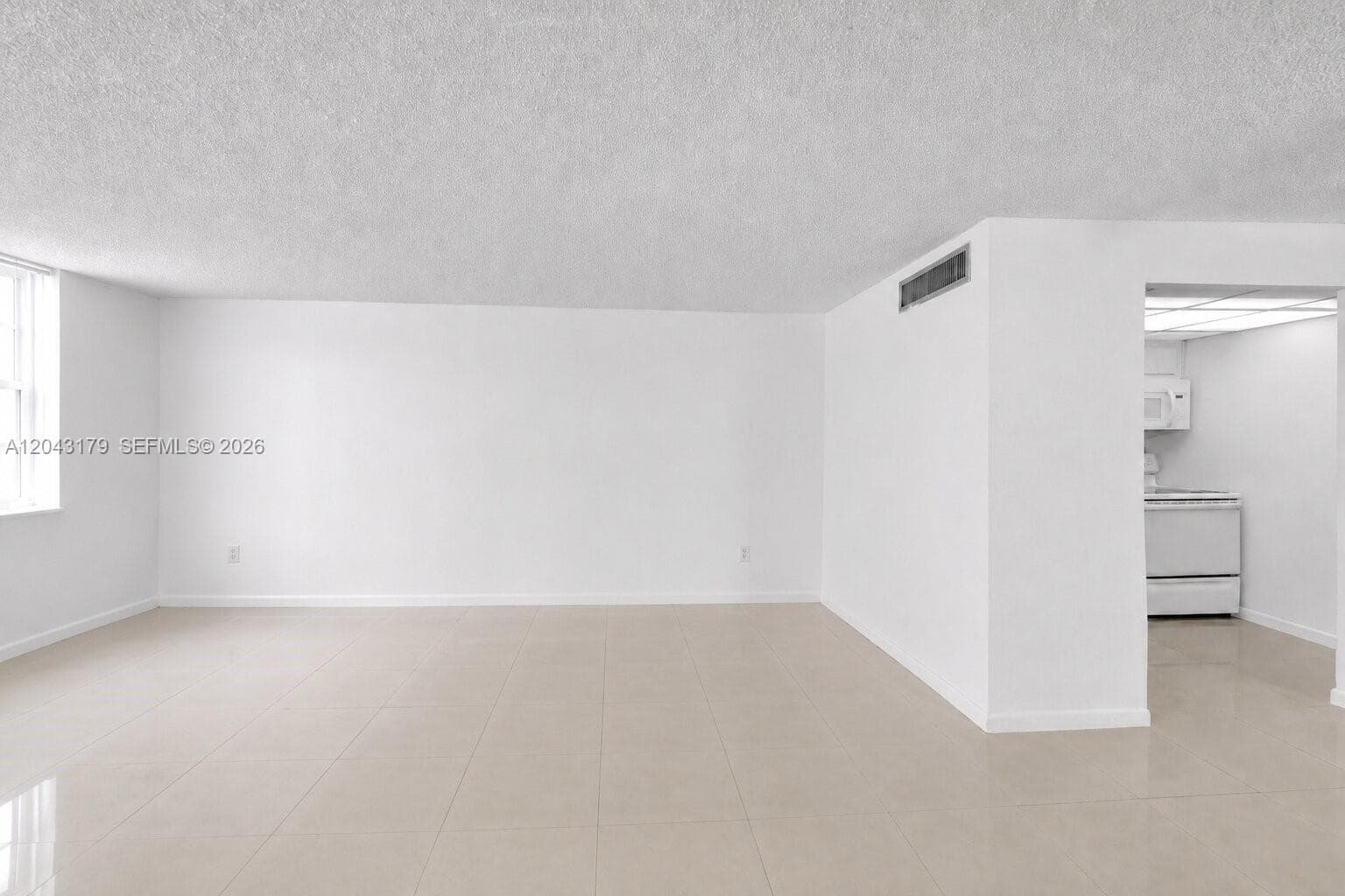 250 174th St # 810(Available Now), Sunny Isles Beach, FL 33160 — zdjęcie 3