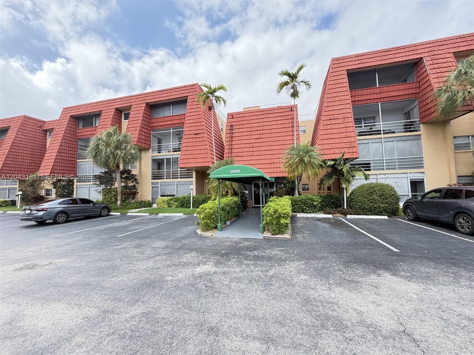 22605 SW 66th Ave # 403, Boca Raton, FL 33428