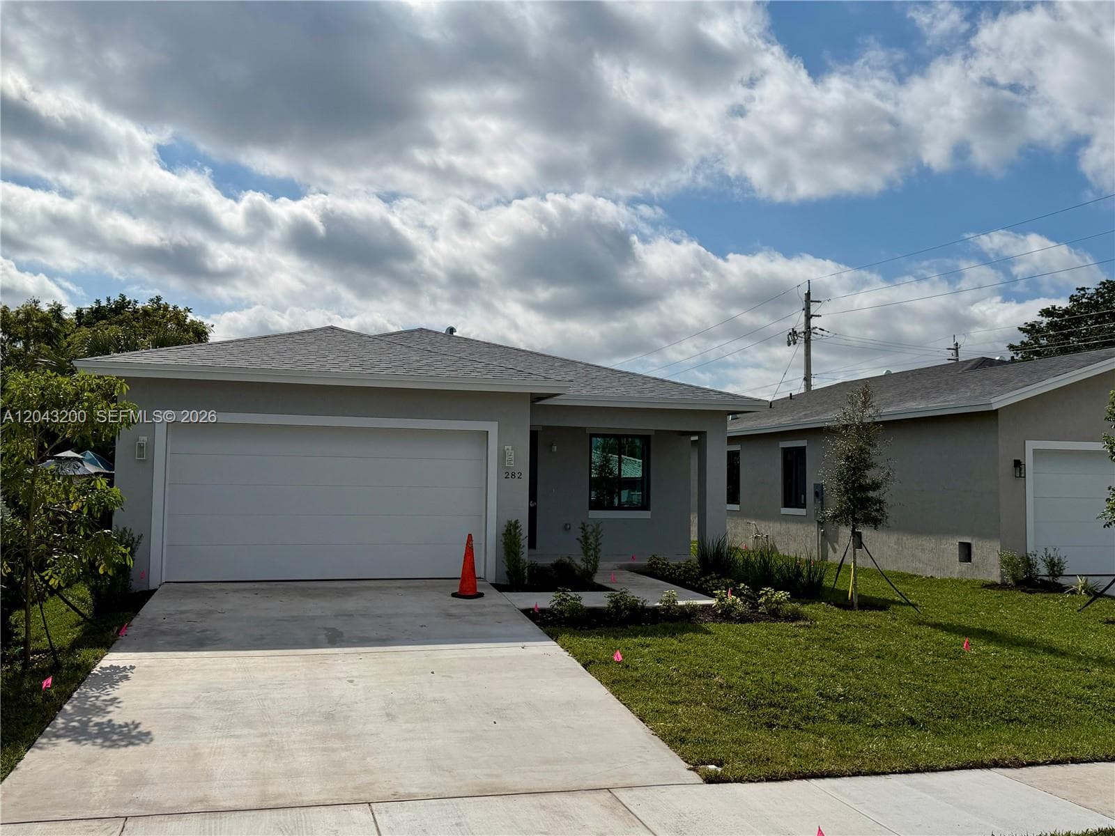 282 SW 2nd Ct, Deerfield Beach, FL 33441 — zdjęcie 2
