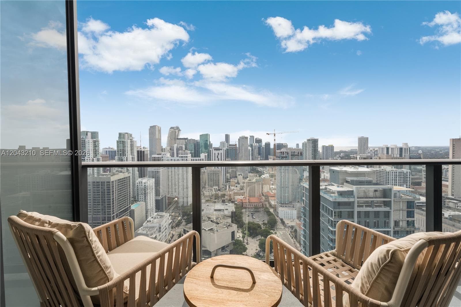 159 NE 6th St # 4212, Miami, FL 33132