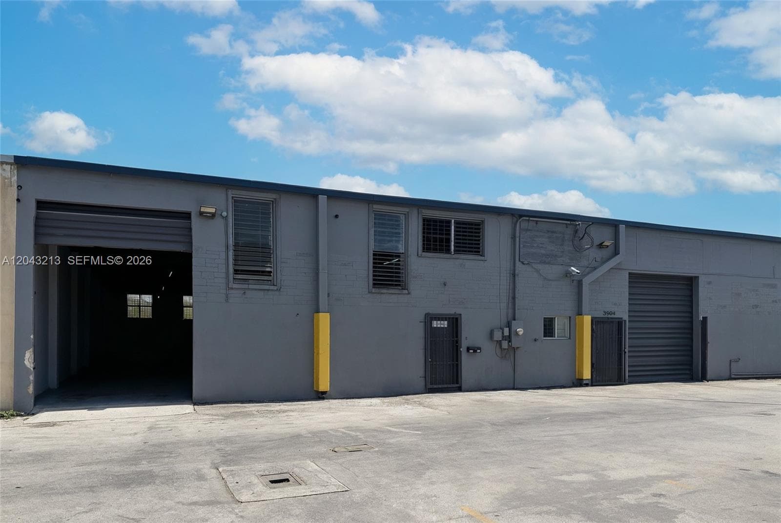 3904 NW 32nd Ave, Miami, FL 33142 — zdjęcie 2
