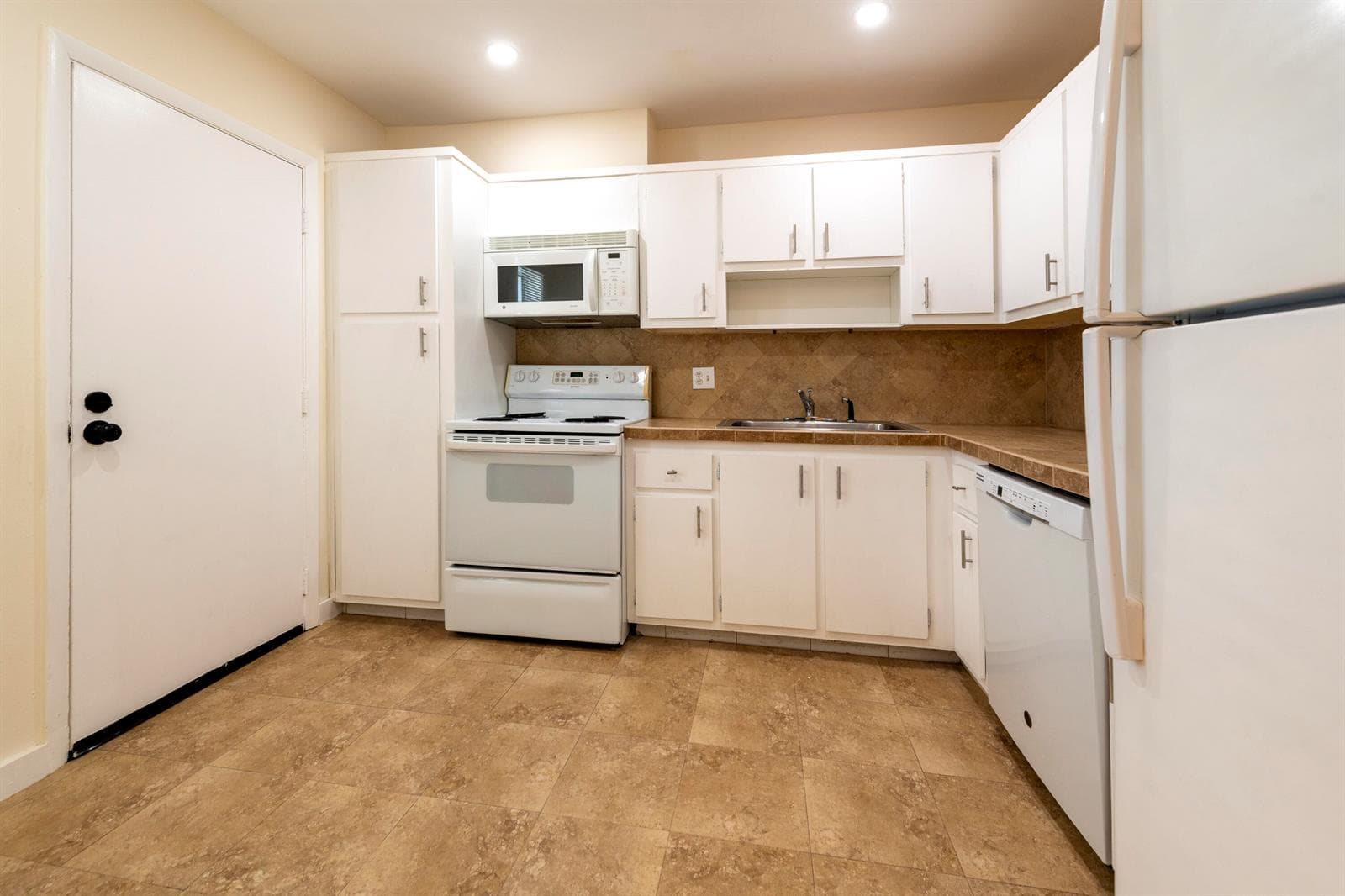 6061 N Falls Cir Drive # 402, Lauderhill, FL 33319 — zdjęcie 5