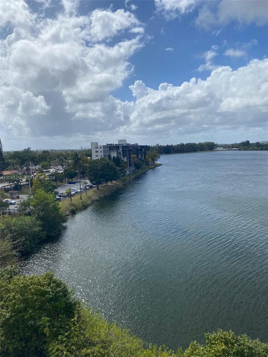 1301 NE Miami Gardens Dr # 701W, Miami, FL 33179 — zdjęcie 4