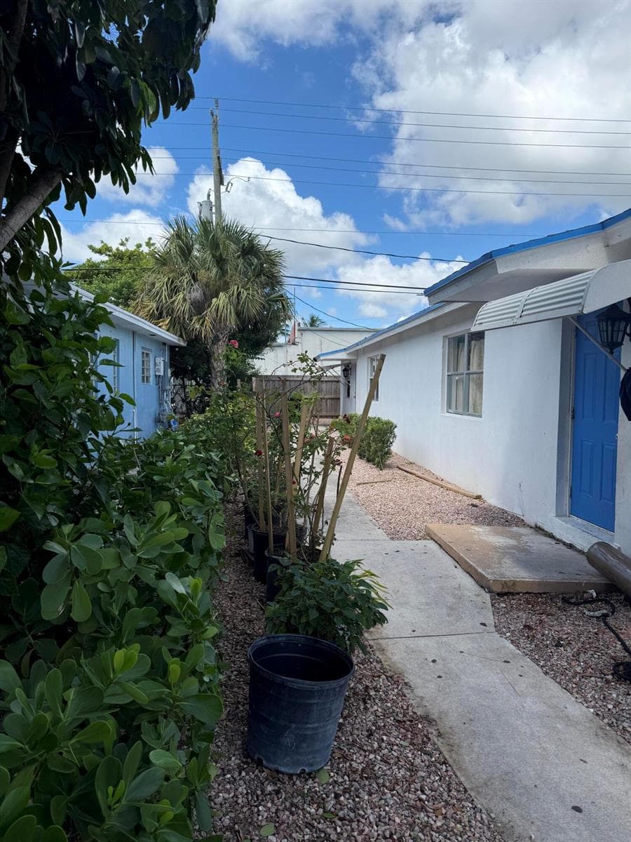 1503 N J Street # A, FL 33460 — zdjęcie 2