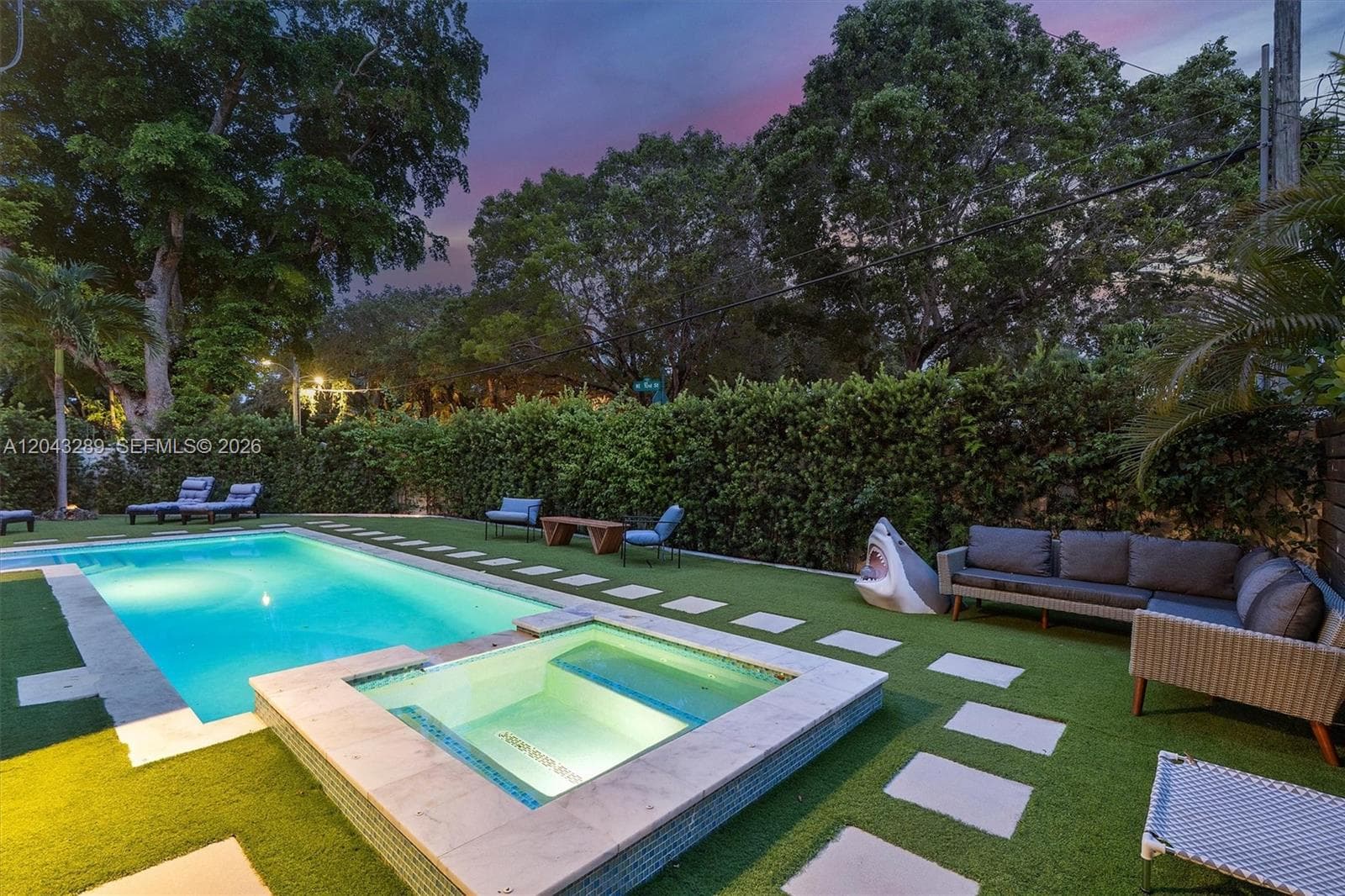 9200 NE 12th Ave, Miami Shores, FL 33138 — zdjęcie 4