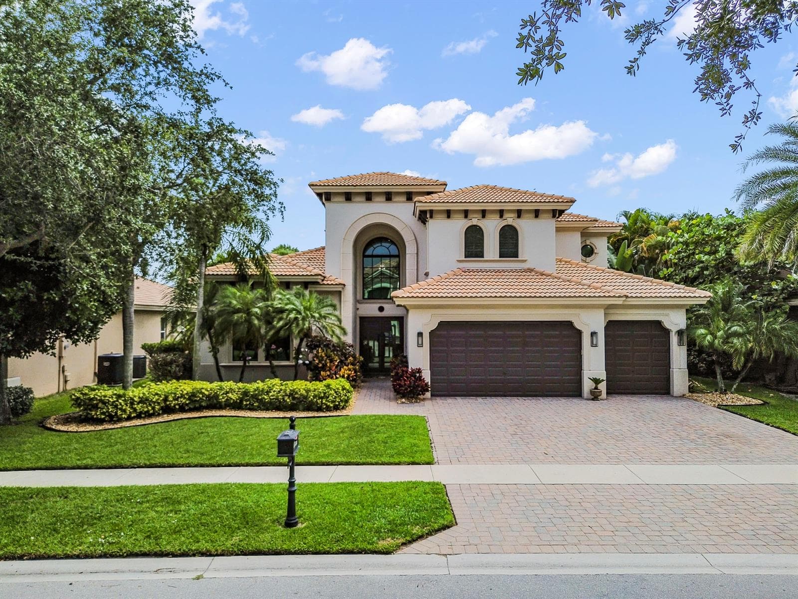 8729 Wellington View Drive, West Palm Beach, FL 33411