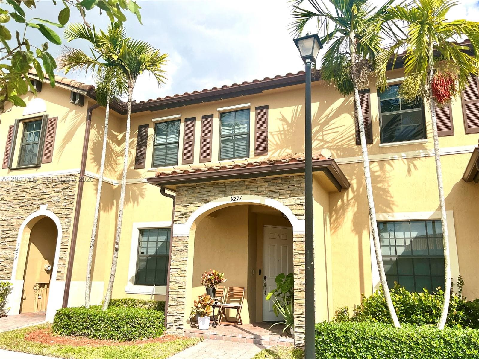 9271 W 33rd Ln # 9271, Hialeah, FL 33018 — zdjęcie 2