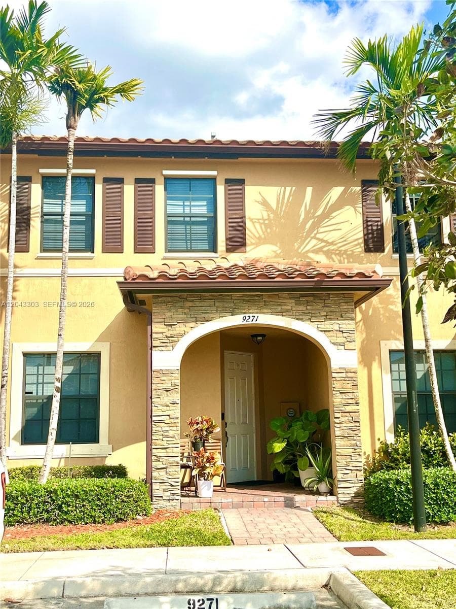 9271 W 33rd Ln # 9271, Hialeah, FL 33018