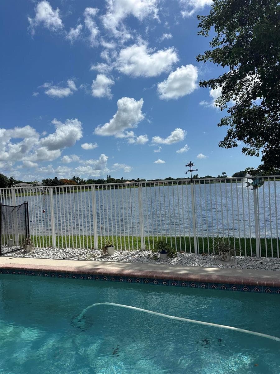 5220 NW 53rd Avenue, Coconut Creek, FL 33073 — zdjęcie 3