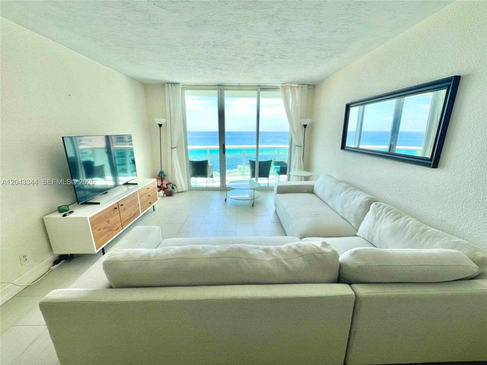3801 S Ocean Dr # 11M, Hollywood, FL 33019