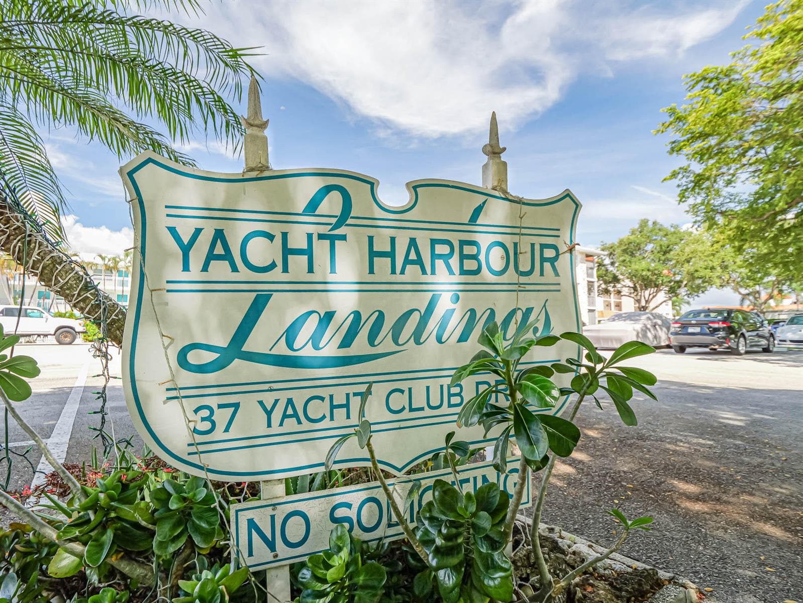 37 Yacht Club Drive # 310, North Palm Beach, FL 33408 — zdjęcie 2