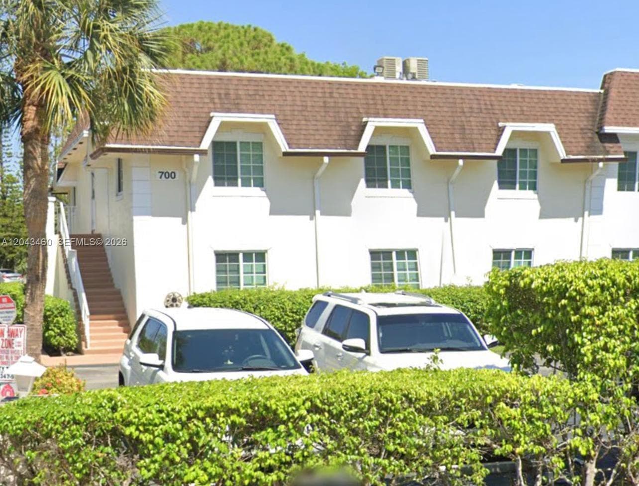 700 SE 2nd Ave # 313, Deerfield Beach, FL 33441