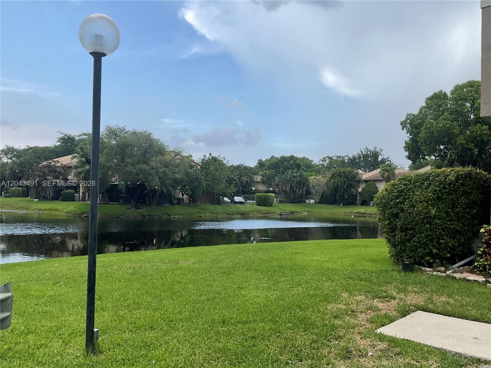 1209 Sussex Dr, North Lauderdale, FL 33068 — zdjęcie 3
