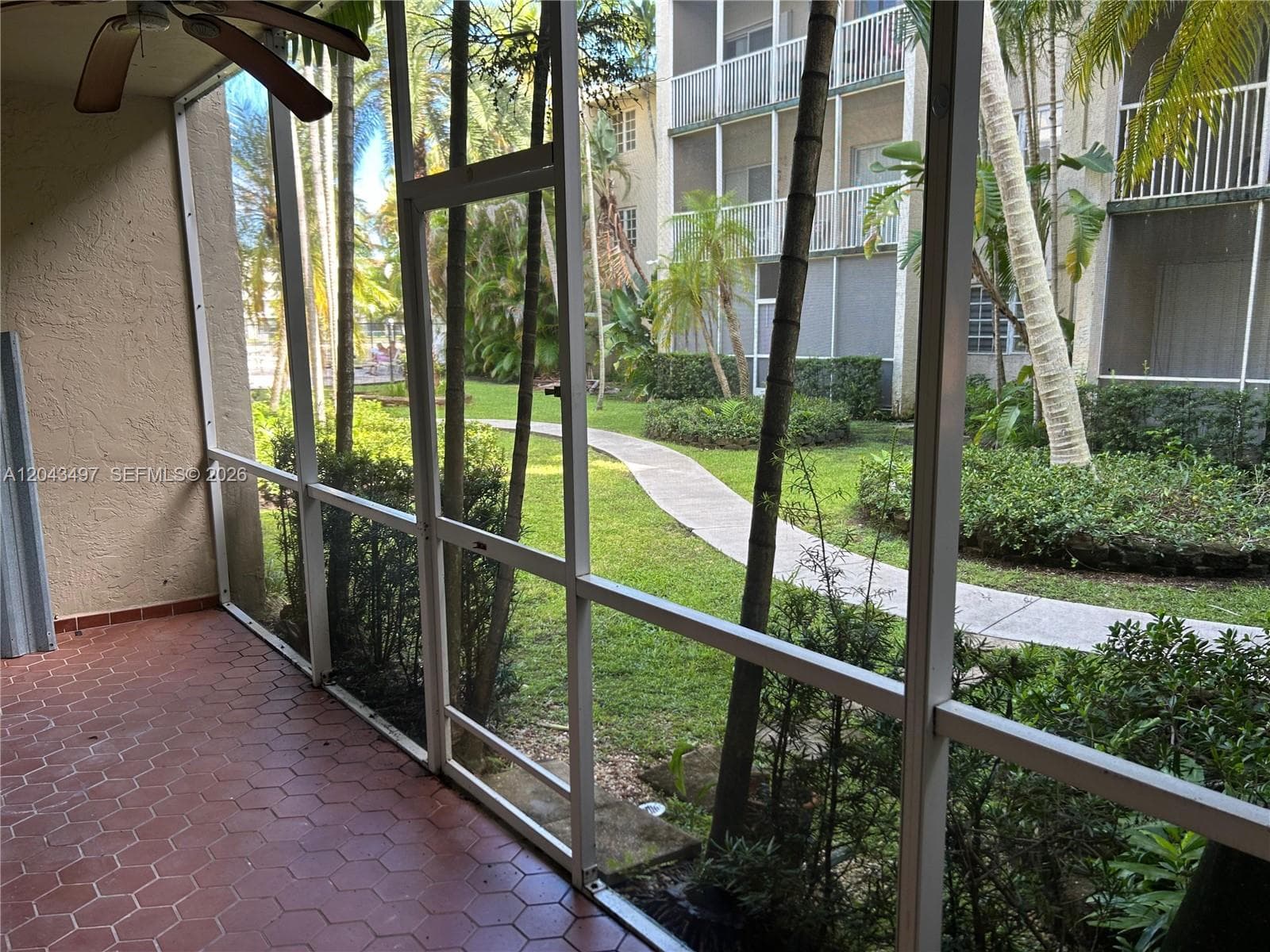 21121 SW 85th Ave # 111, Cutler Bay, FL 33189 — zdjęcie 2
