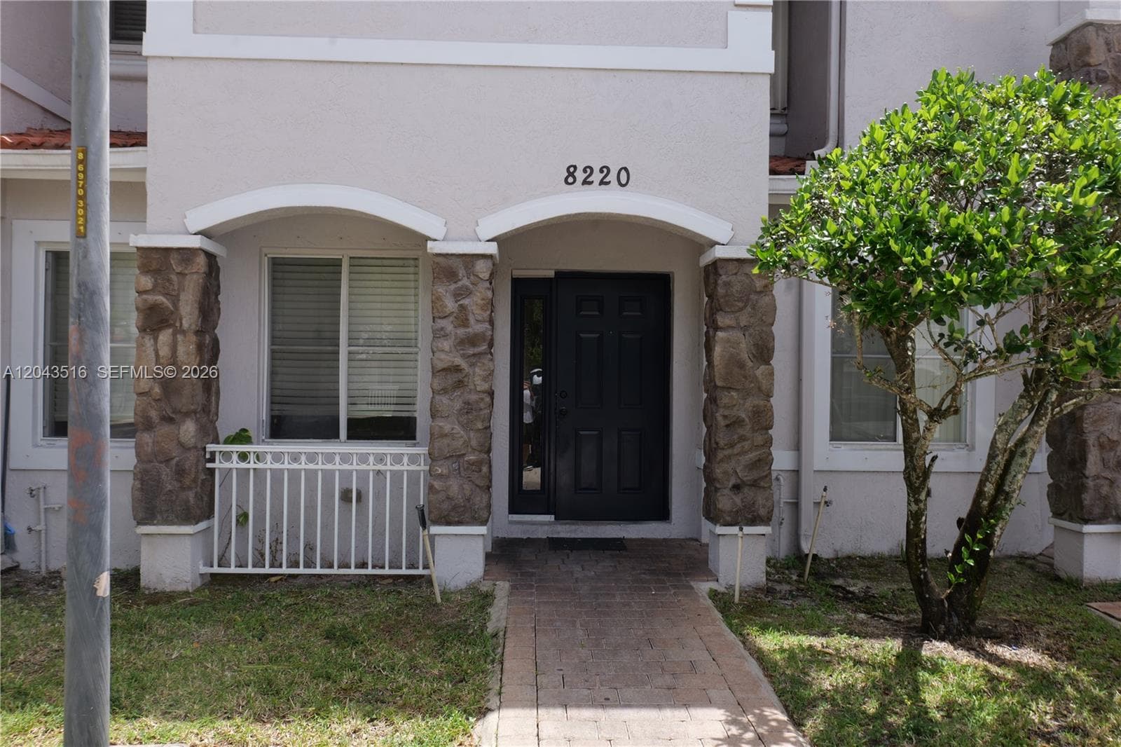 8220 SW 25th Ct, Miramar, FL 33025 — zdjęcie 3