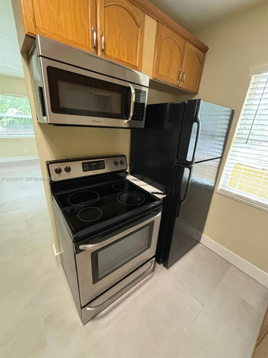 2301 NE 6th Ave # 204, Wilton Manors, FL 33305 — zdjęcie 5