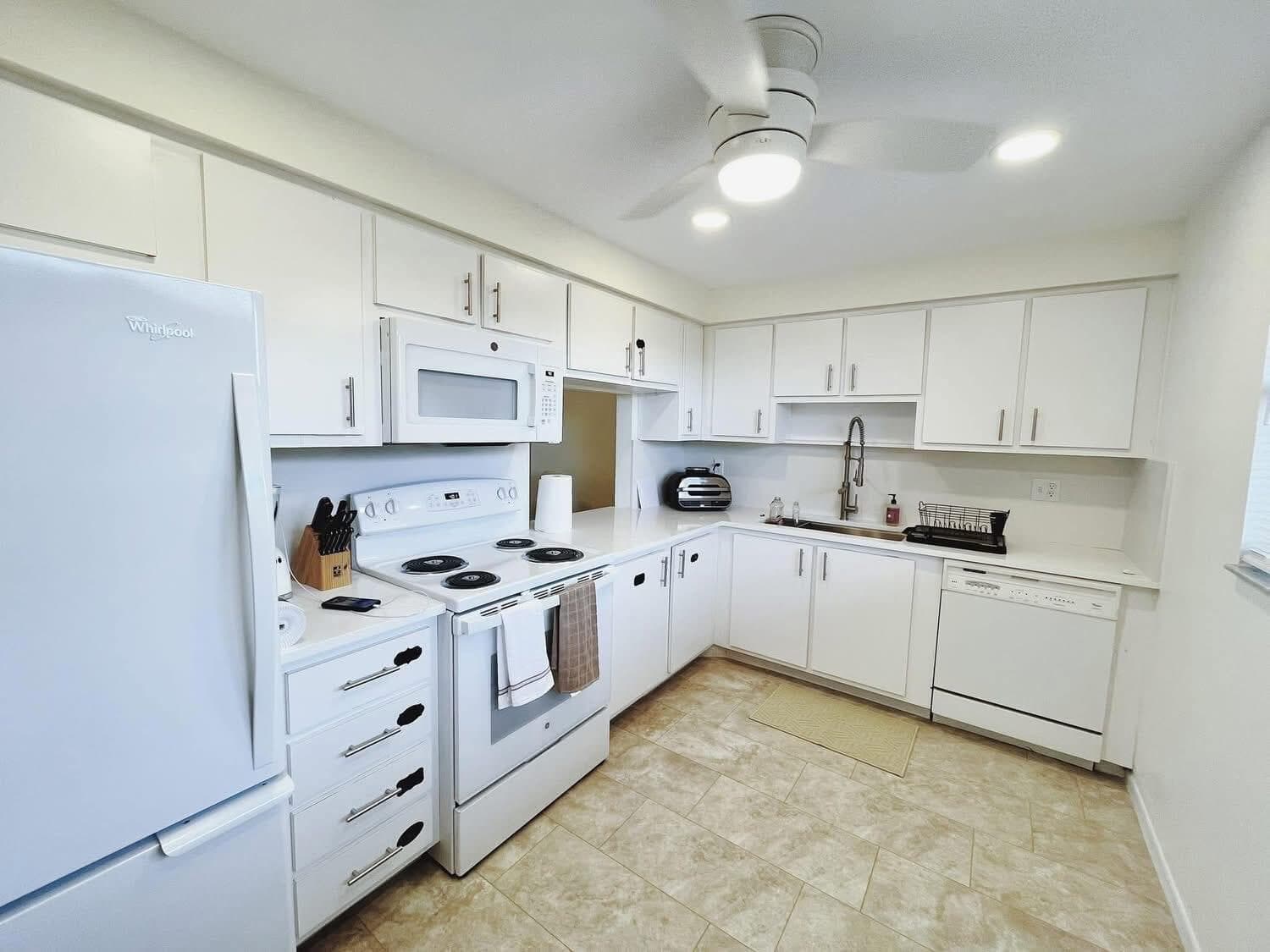 7080 Nova Drive # 307b, Davie, FL 33317