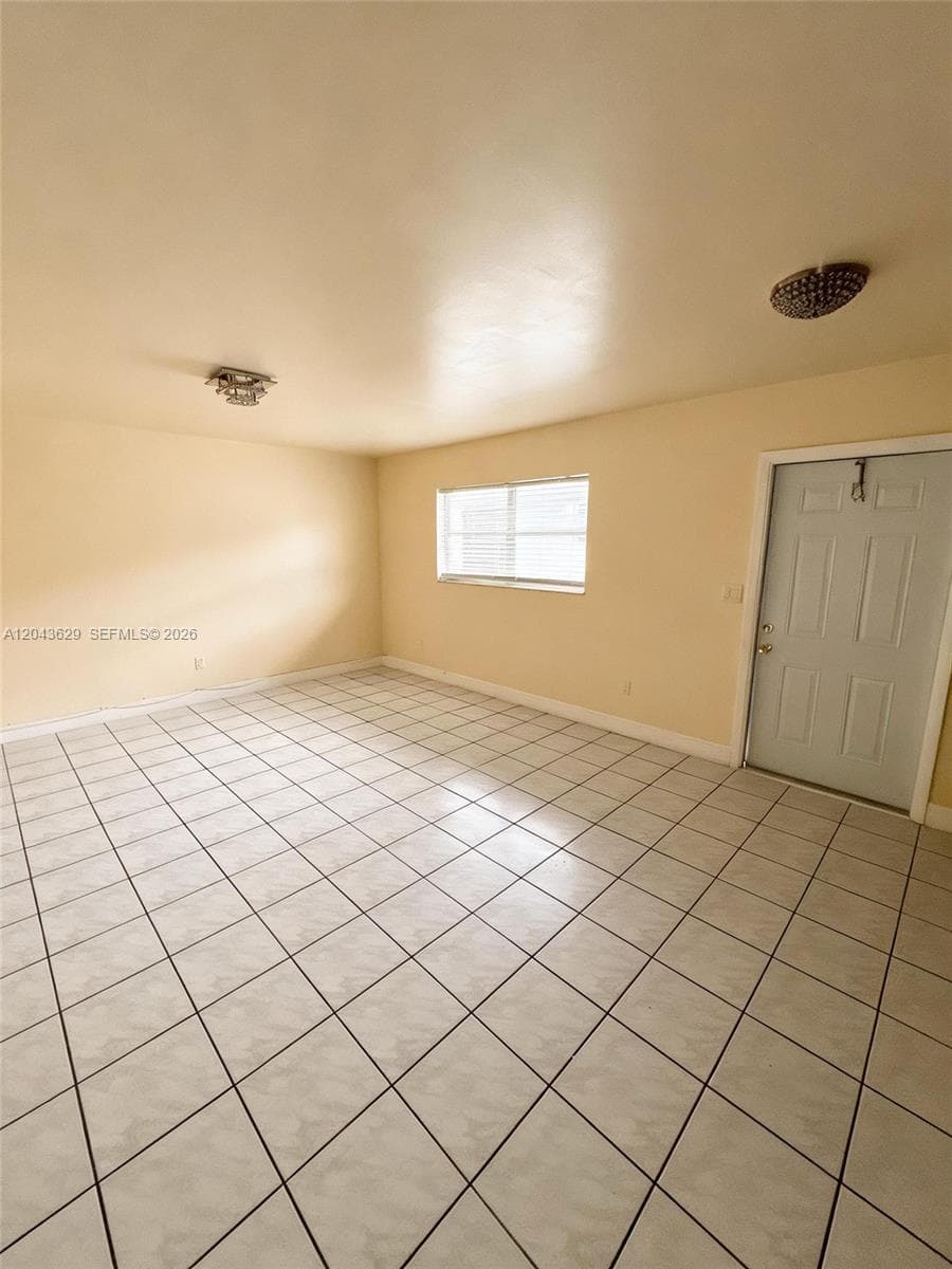5912 Fillmore St # 1-2, Hollywood, FL 33021 — zdjęcie 2
