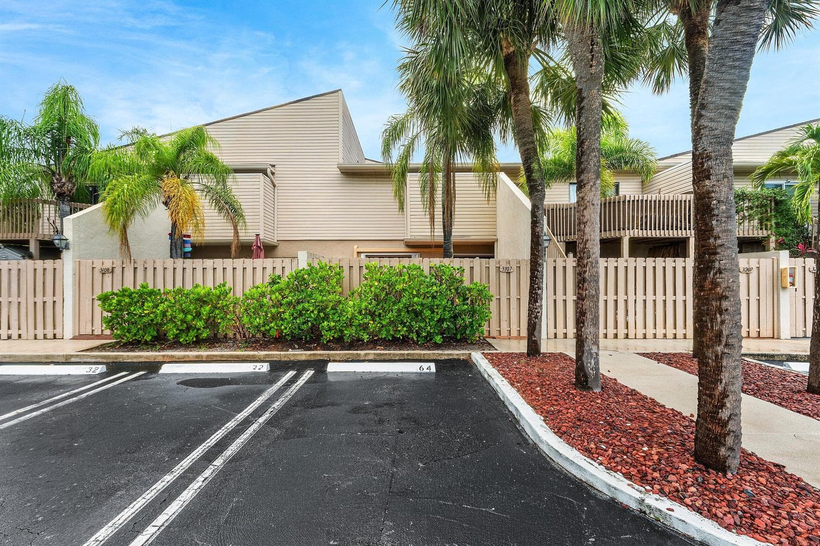 612 Executive Center Drive # 107, West Palm Beach, FL 33401