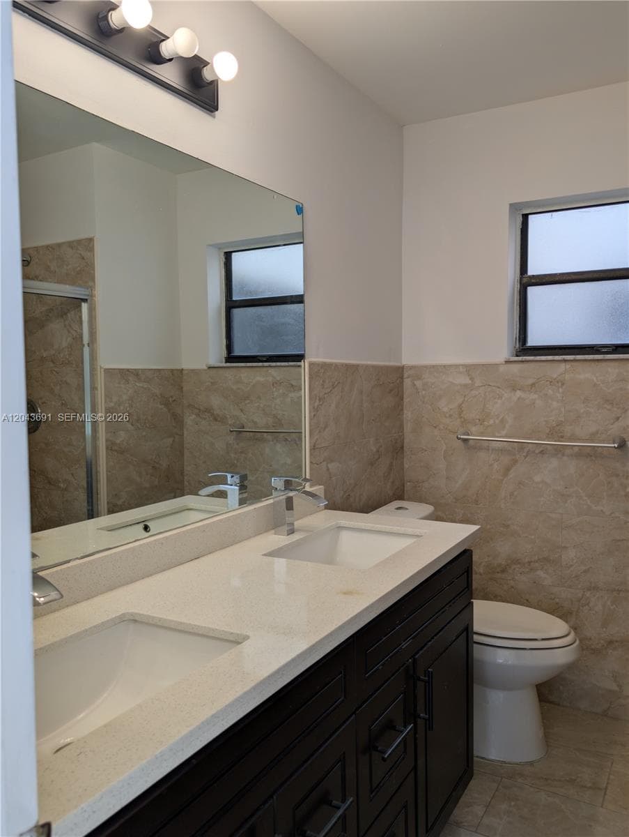 7502 NW 33rd St, Lauderhill, FL 33319 — zdjęcie 4