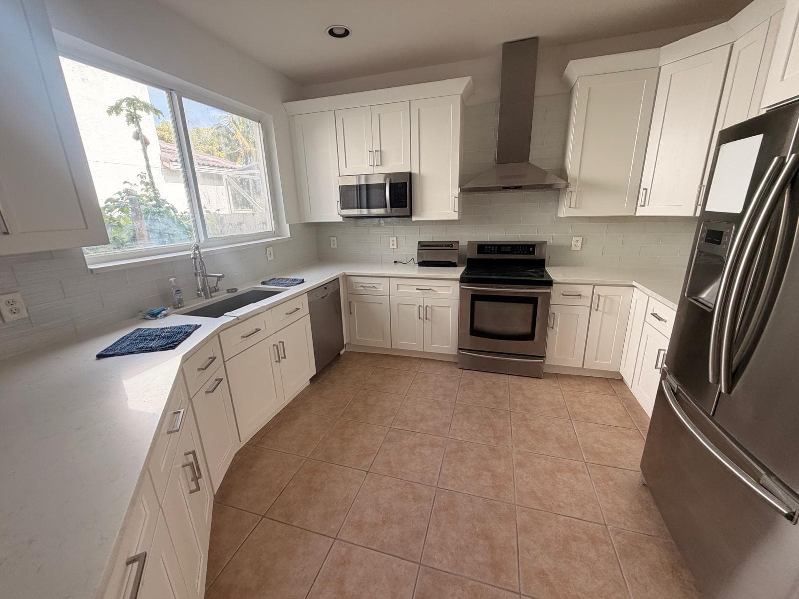 1226 Avondale Lane, West Palm Beach, FL 33409 — zdjęcie 2