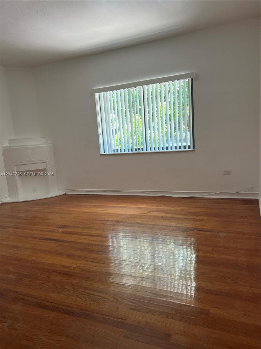 1895 SW 22nd # #7, Miami, FL 33145 — zdjęcie 3