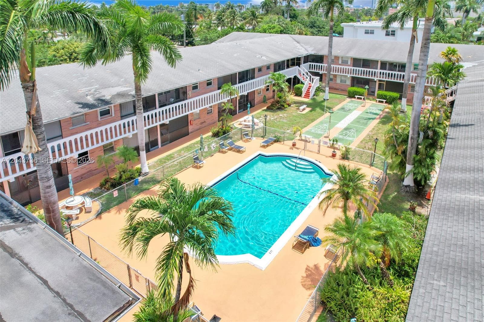 160 NE 8th Ave # 27A, Hallandale Beach, FL 33009 — zdjęcie 4