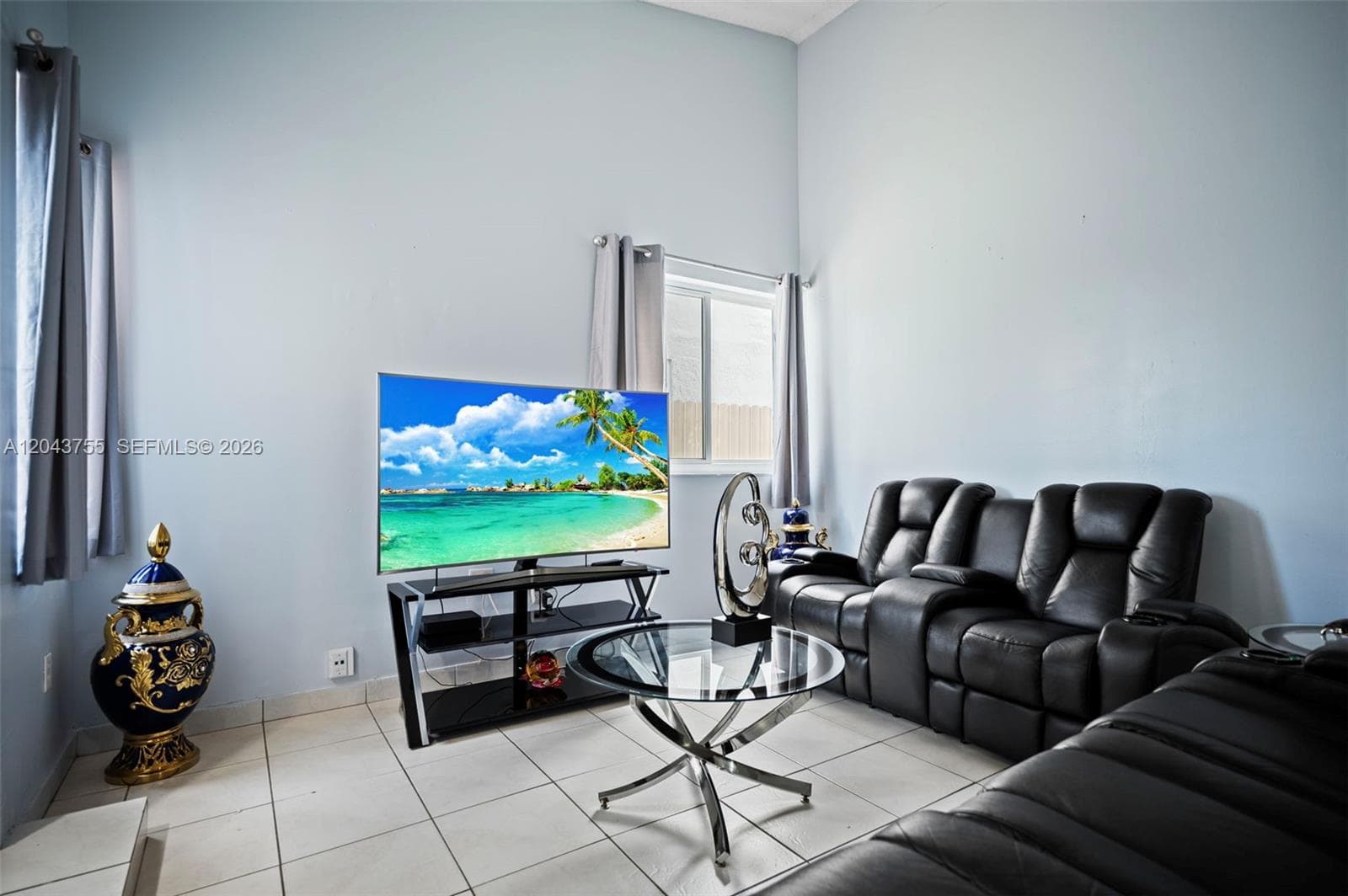 7581 W 29th Way, Hialeah, FL 33018 — zdjęcie 4