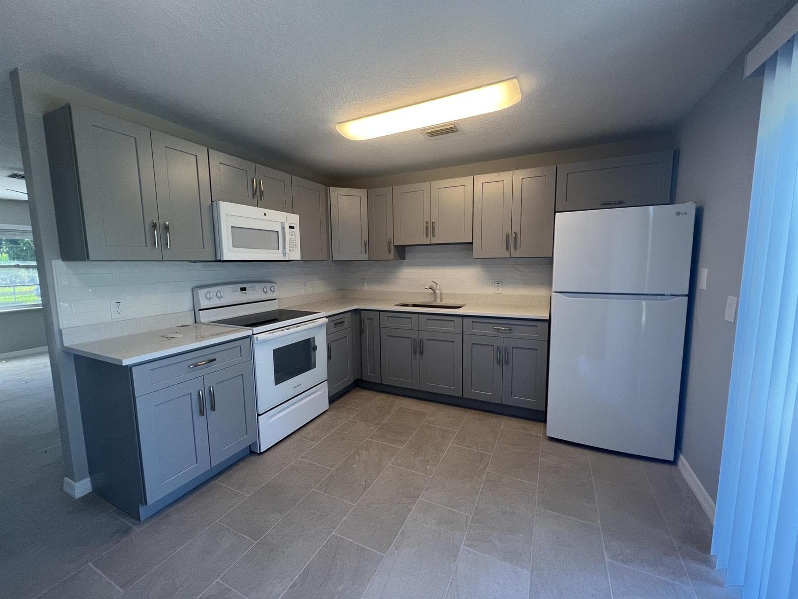 1887 Breezy Lane, West Palm Beach, FL 33417 — zdjęcie 2