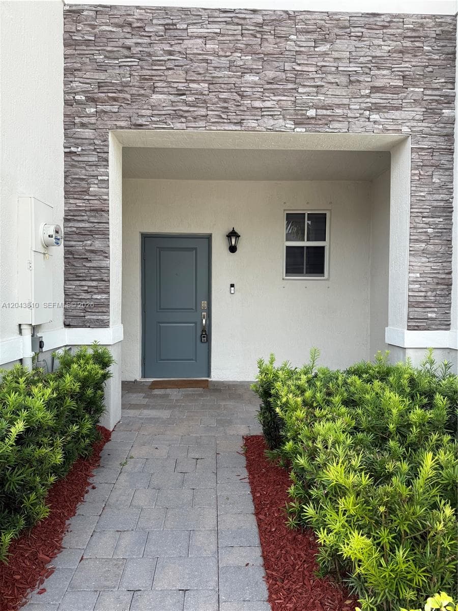 782 SE 18th St, Homestead, FL 33034 — zdjęcie 4