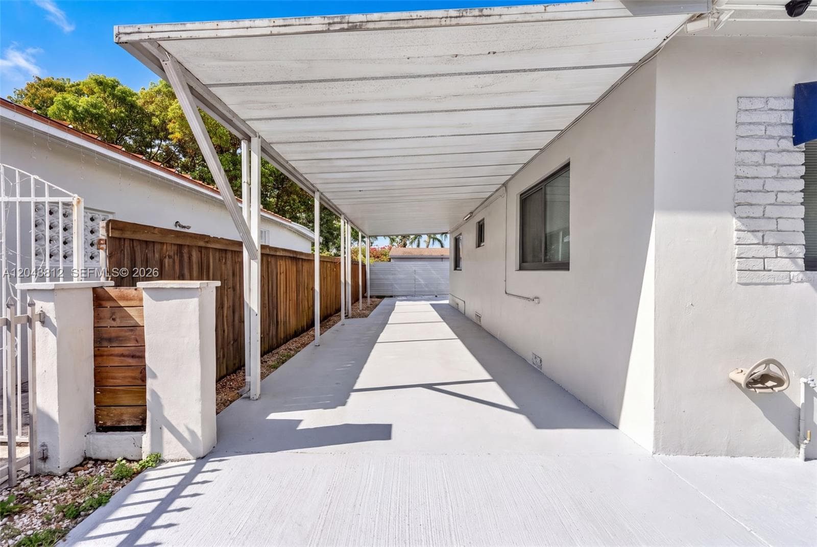 2360 SW 2nd St, Miami, FL 33135 — zdjęcie 5