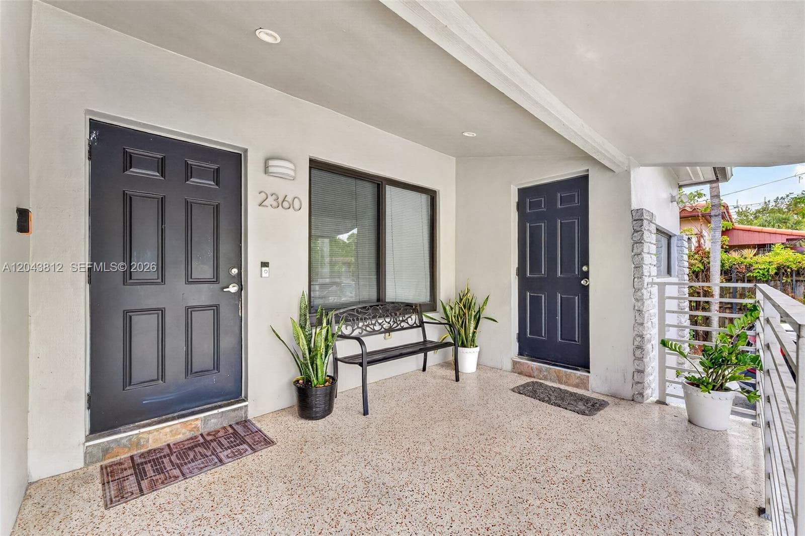 2360 SW 2nd St, Miami, FL 33135 — zdjęcie 4