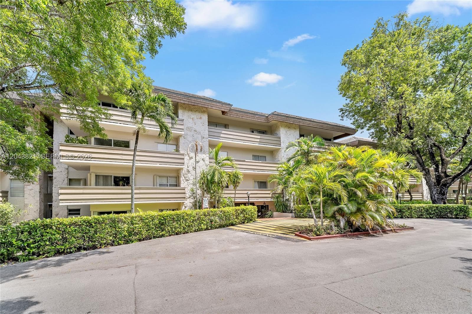 1205 Mariposa Ave # 307, Coral Gables, FL 33146