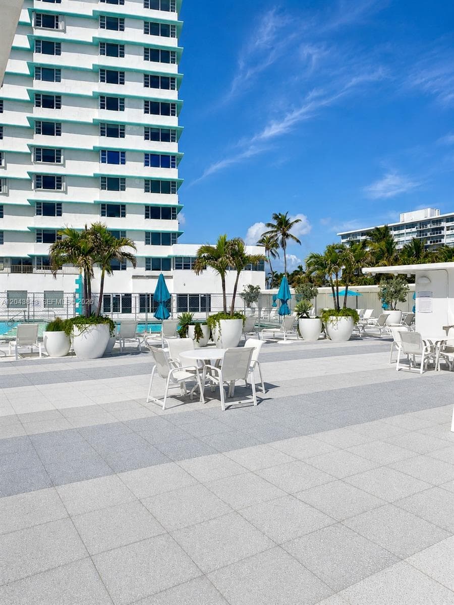 5255 Collins Ave # 7B, Miami Beach, FL 33140 — zdjęcie 2