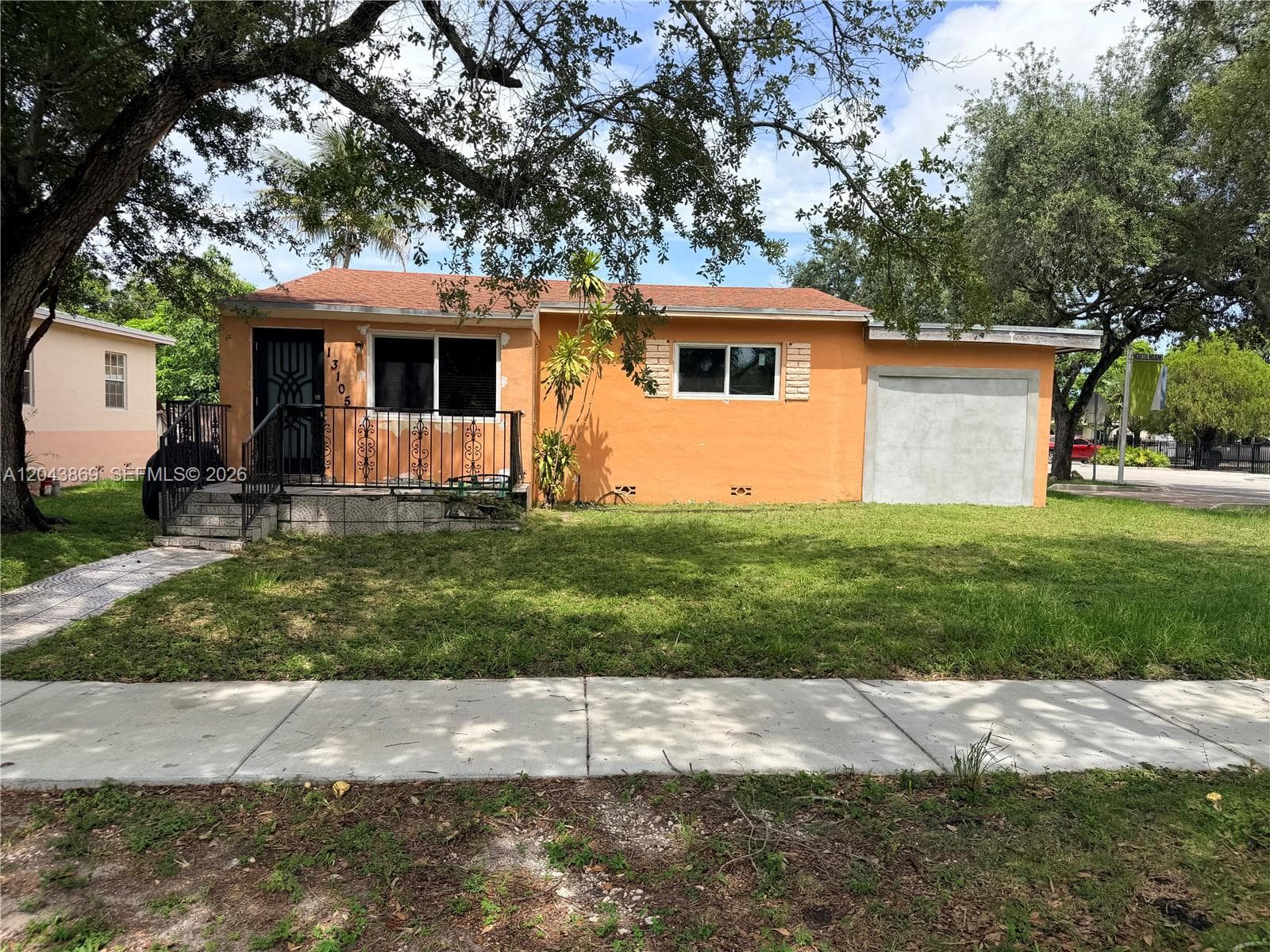 13105 NW 12th Ave, North Miami, FL 33168 — zdjęcie 2