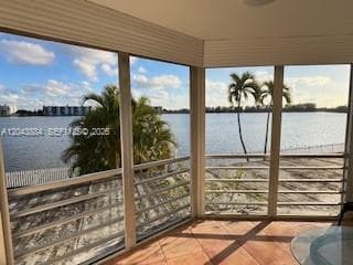 1100 NE 191st St # 24E, Miami, FL 33179
