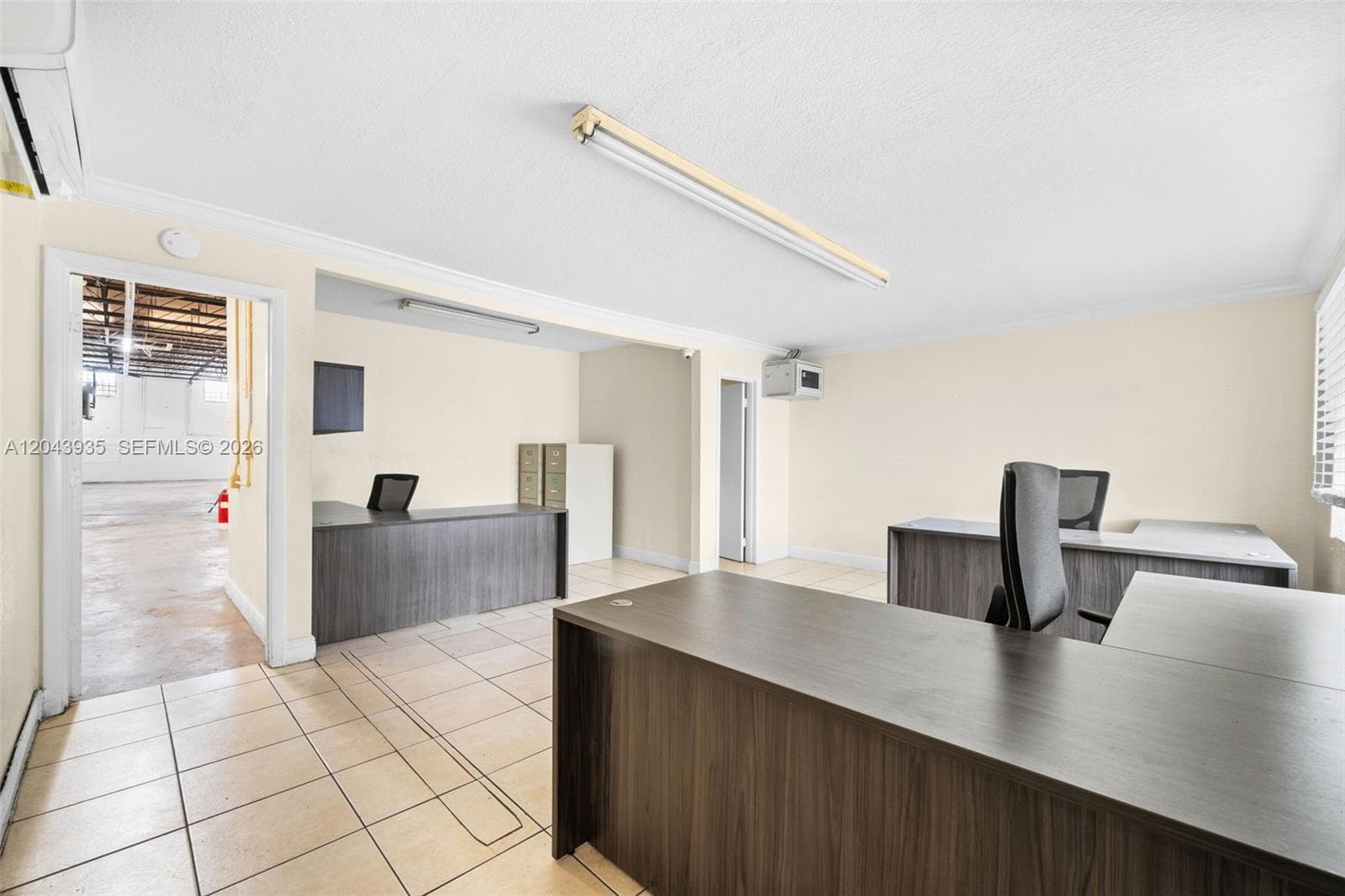 693 W 26th St, Hialeah, FL 33010 — zdjęcie 5