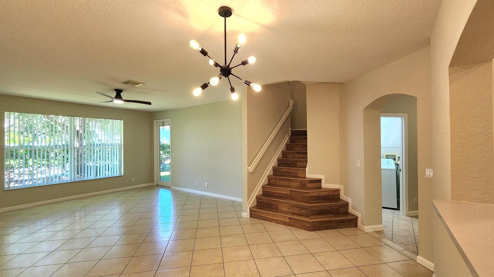 2124 Oakmont Drive, Riviera Beach, FL 33404 — zdjęcie 5
