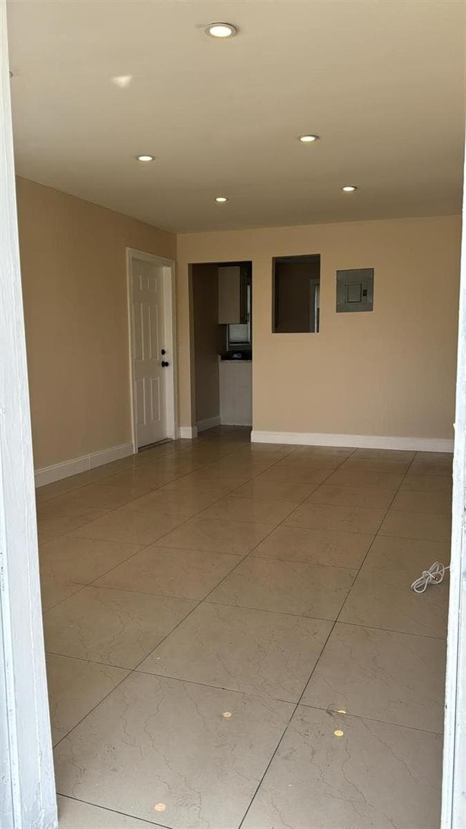 3734 Avenue S, Riviera Beach, FL 33404
