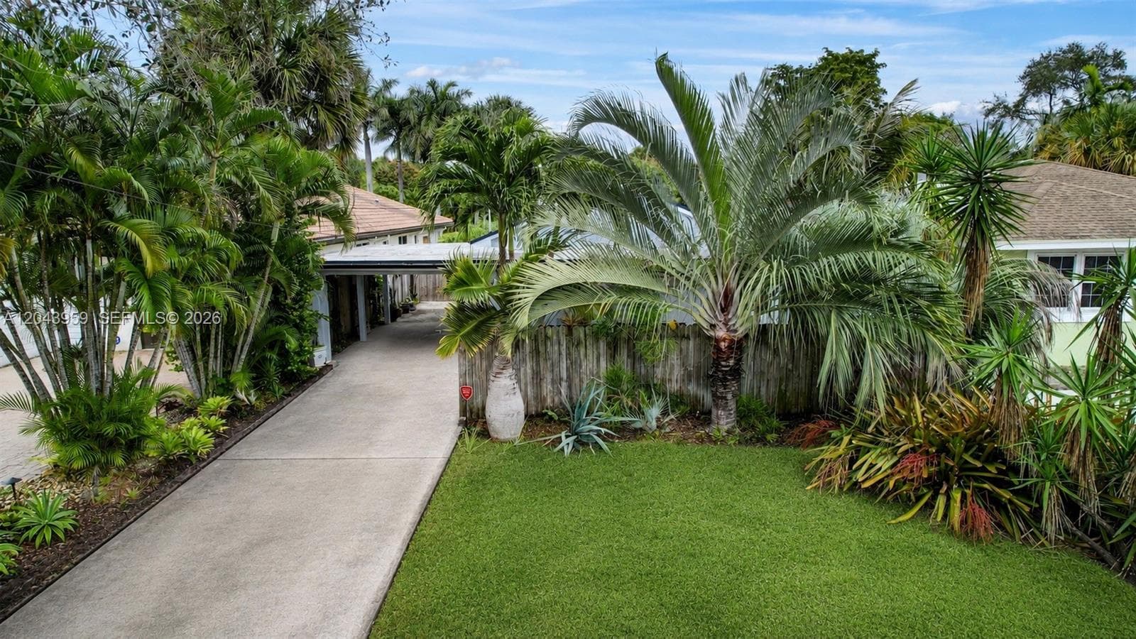 1401 NE 33rd St, Oakland Park, FL 33334 — zdjęcie 3