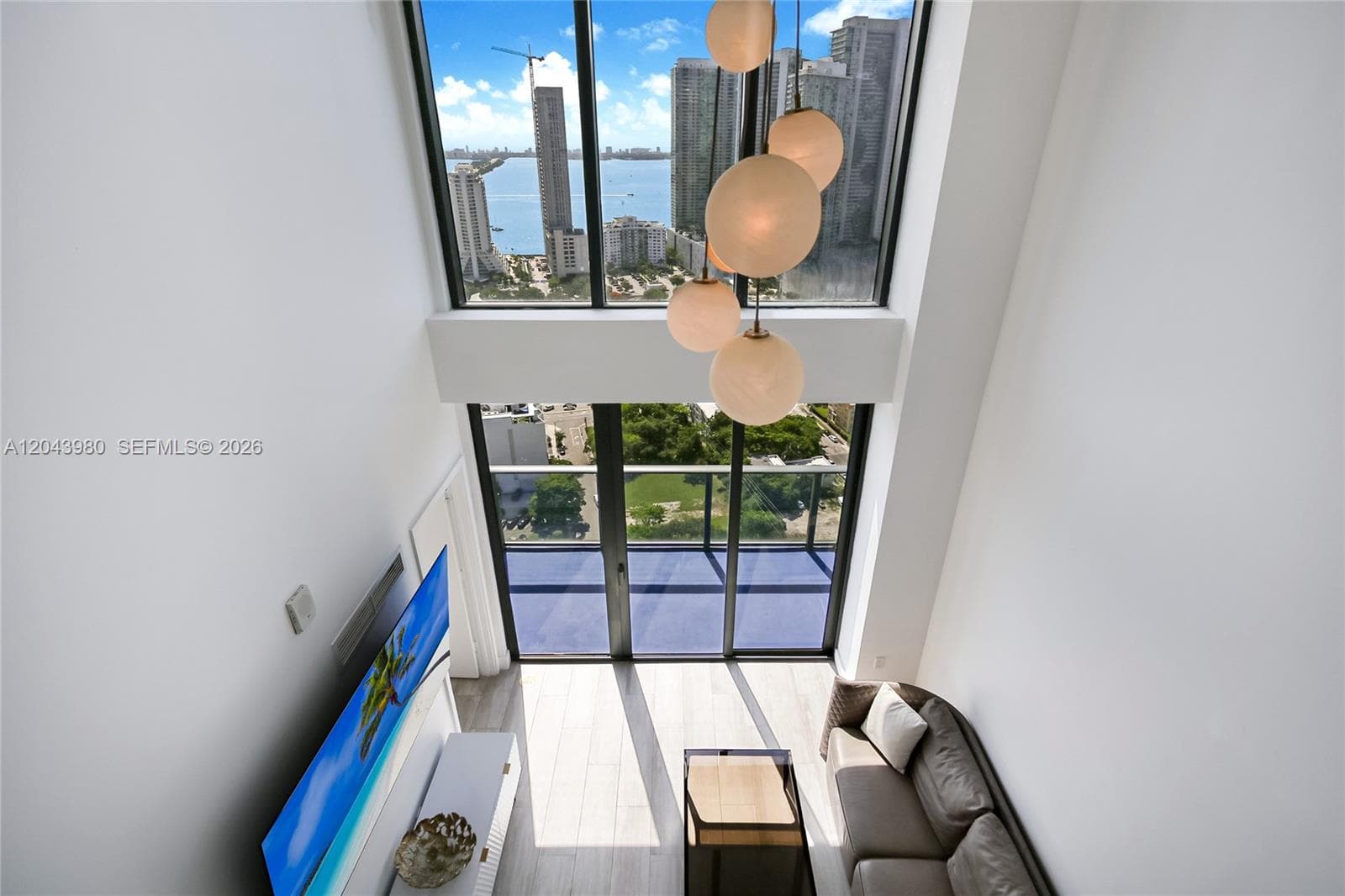 121 NE 34th St # PH3206, Miami, FL 33137 — zdjęcie 2