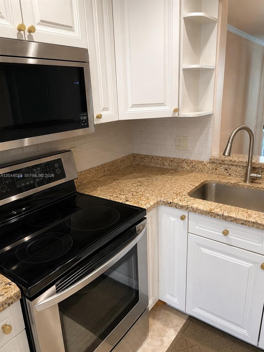 219 NE 14th Ave # 306, Hallandale Beach, FL 33009 — zdjęcie 2