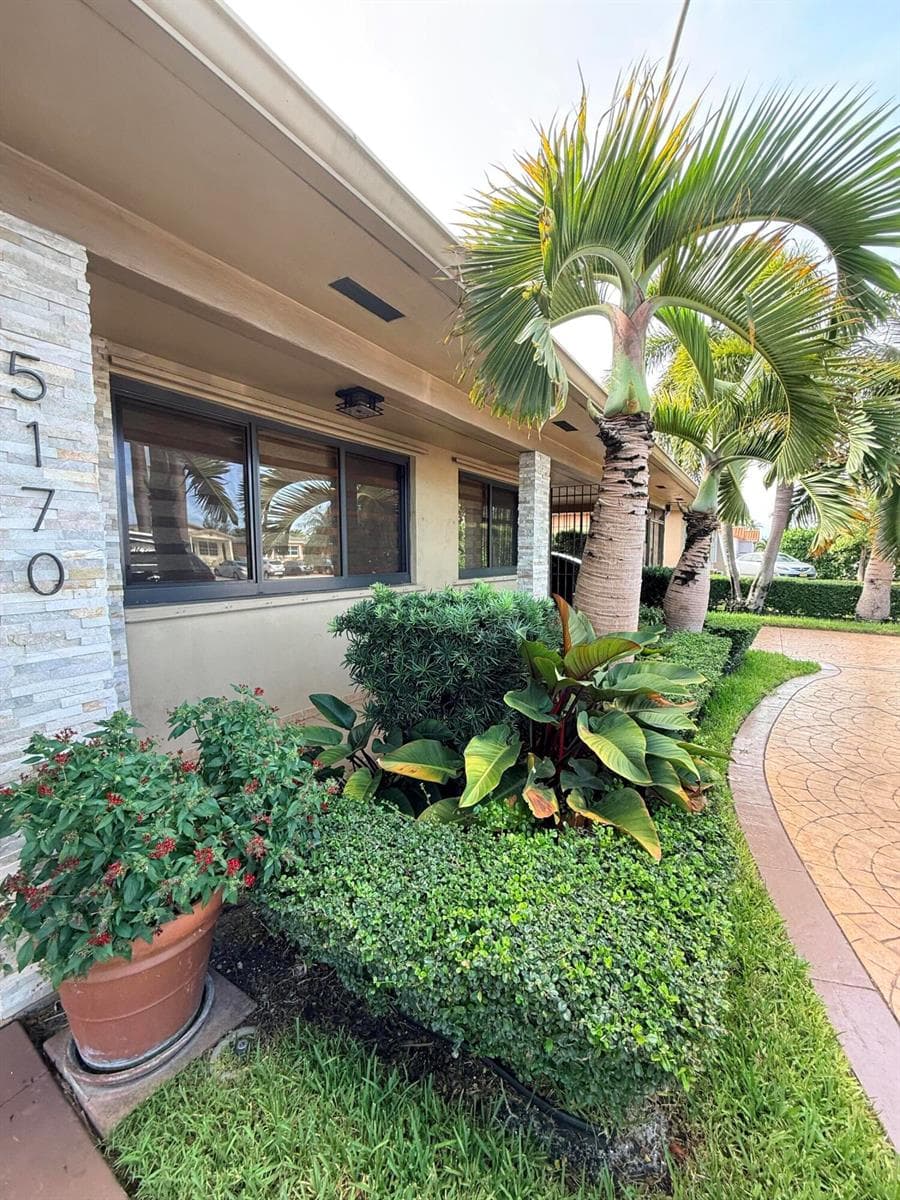 5170 Palm Avenue, Hialeah, FL 33012 — zdjęcie 3