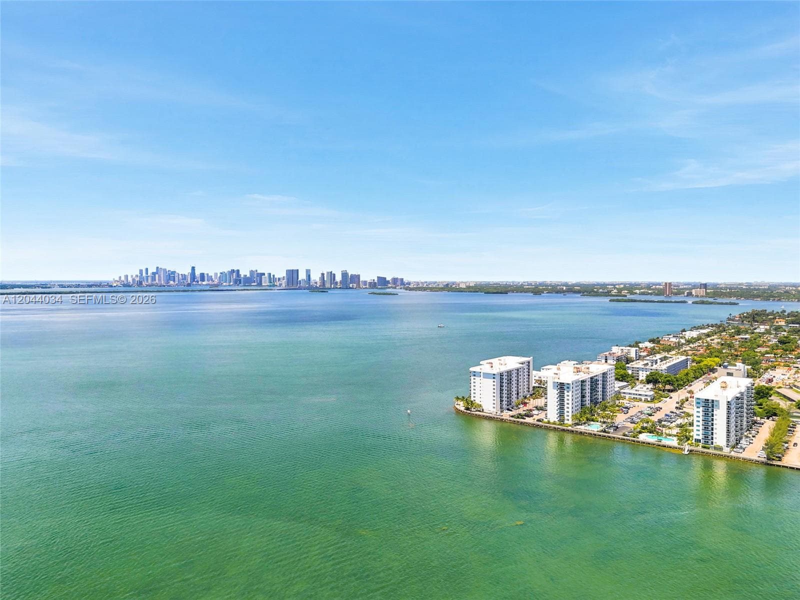 7501 E Treasure Dr # 2S, North Bay Village, FL 33141 — zdjęcie 4