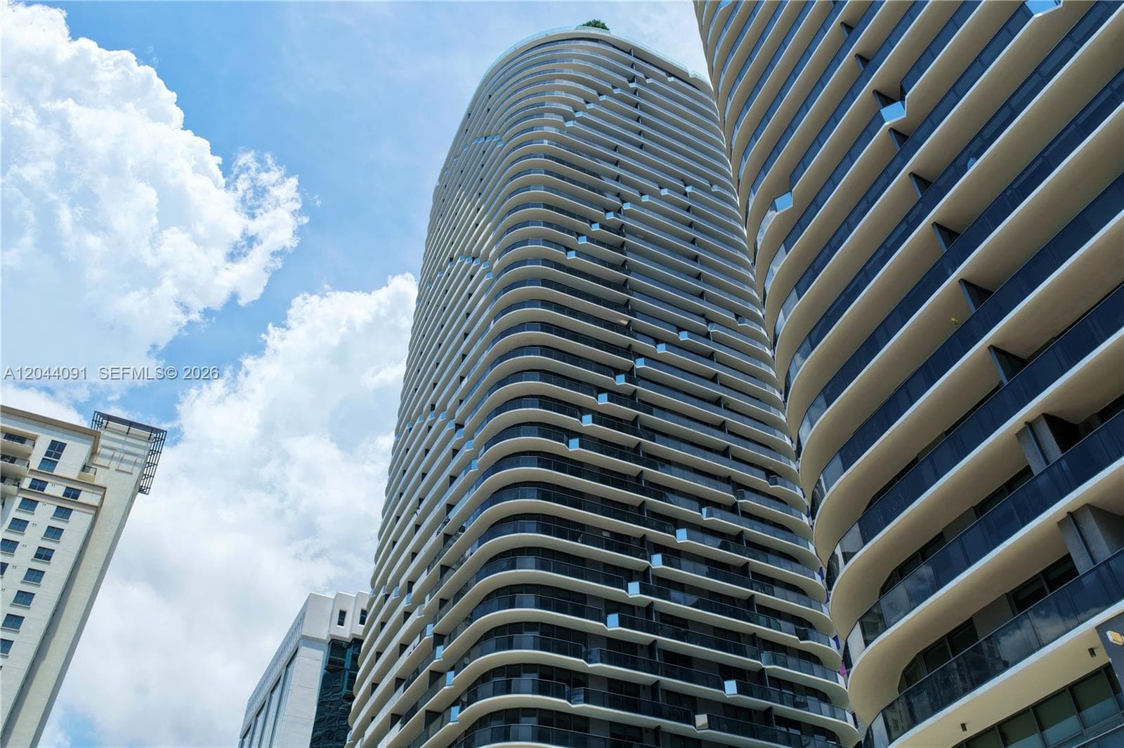 55 SW 9th St # 2208, Miami, FL 33130 — zdjęcie 2