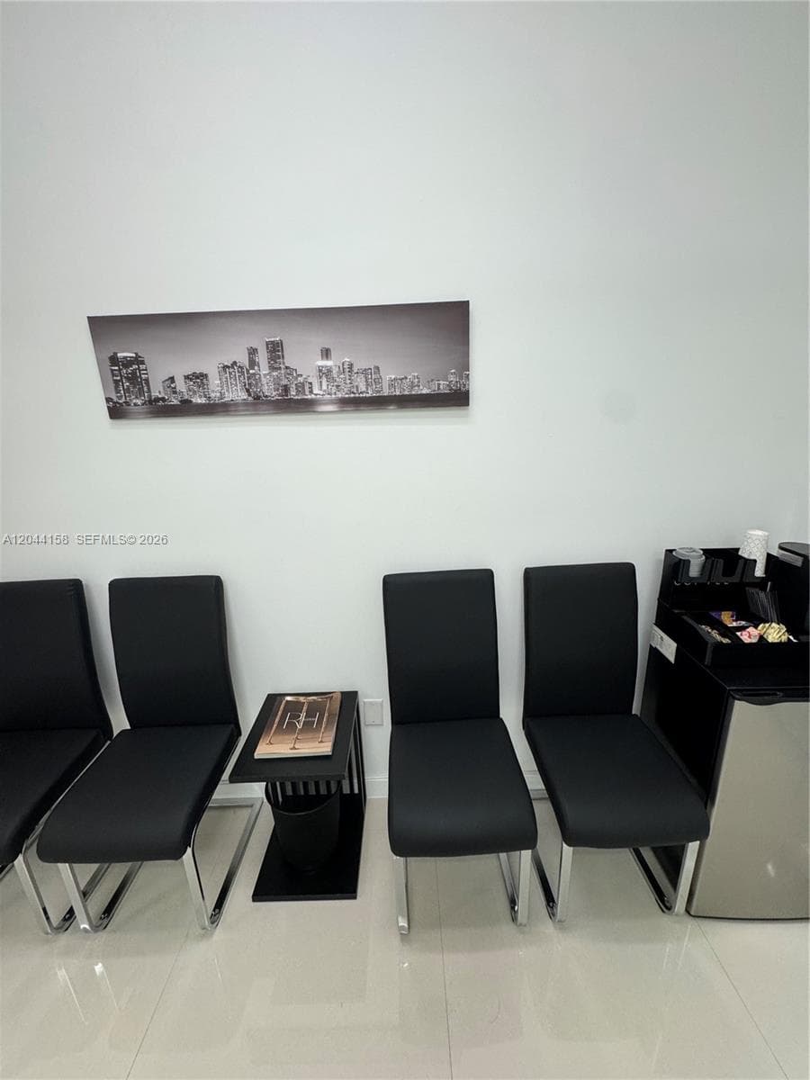 20200 W Dixie Hwy G01 Hwy, Miami, FL 33180 — zdjęcie 4