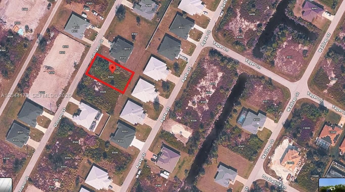 8520 Dinnano St, Port Charlotte, FL 33981