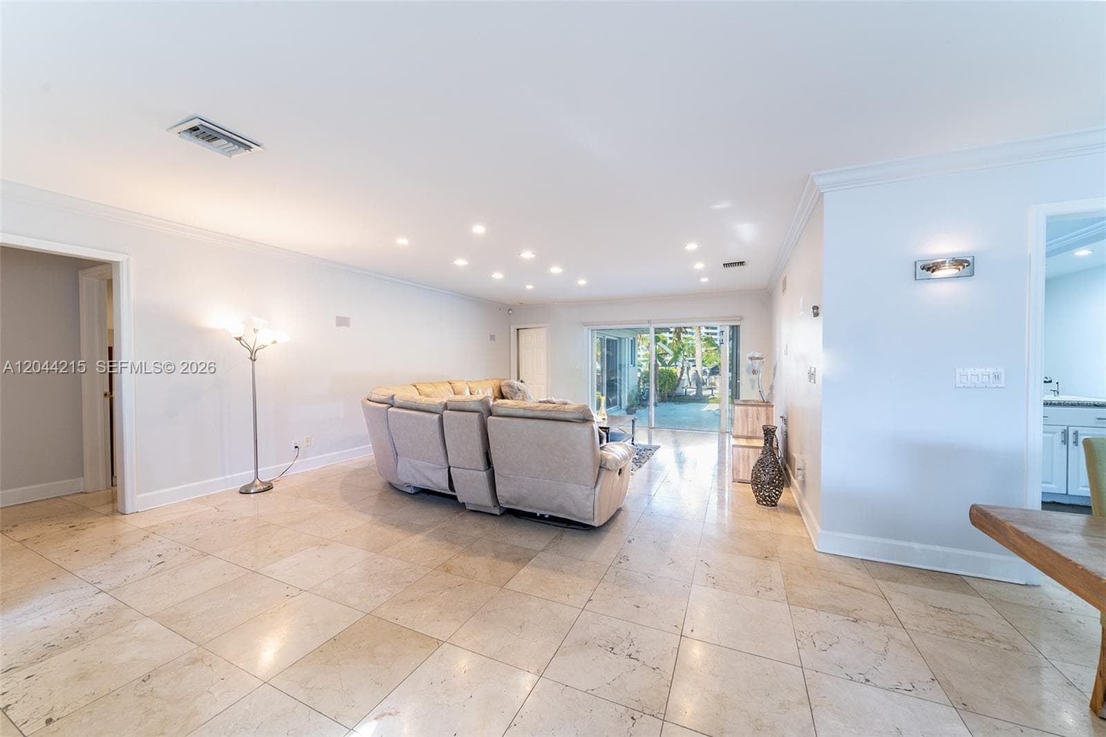 13140 Coronado Dr, North Miami, FL 33181 — zdjęcie 2