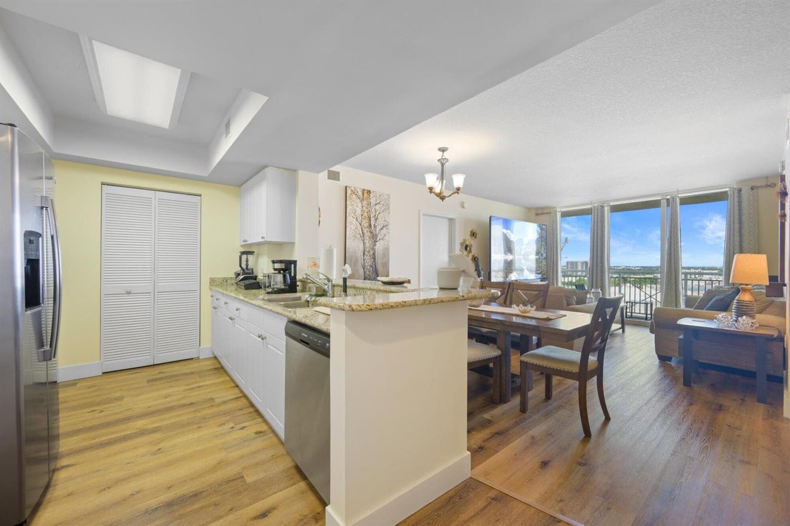 19501 W Country Club Drive # 1412, Aventura, FL 33180